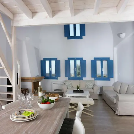 Foinikia Villas אויה