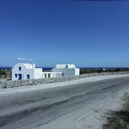 Foinikia Villas *